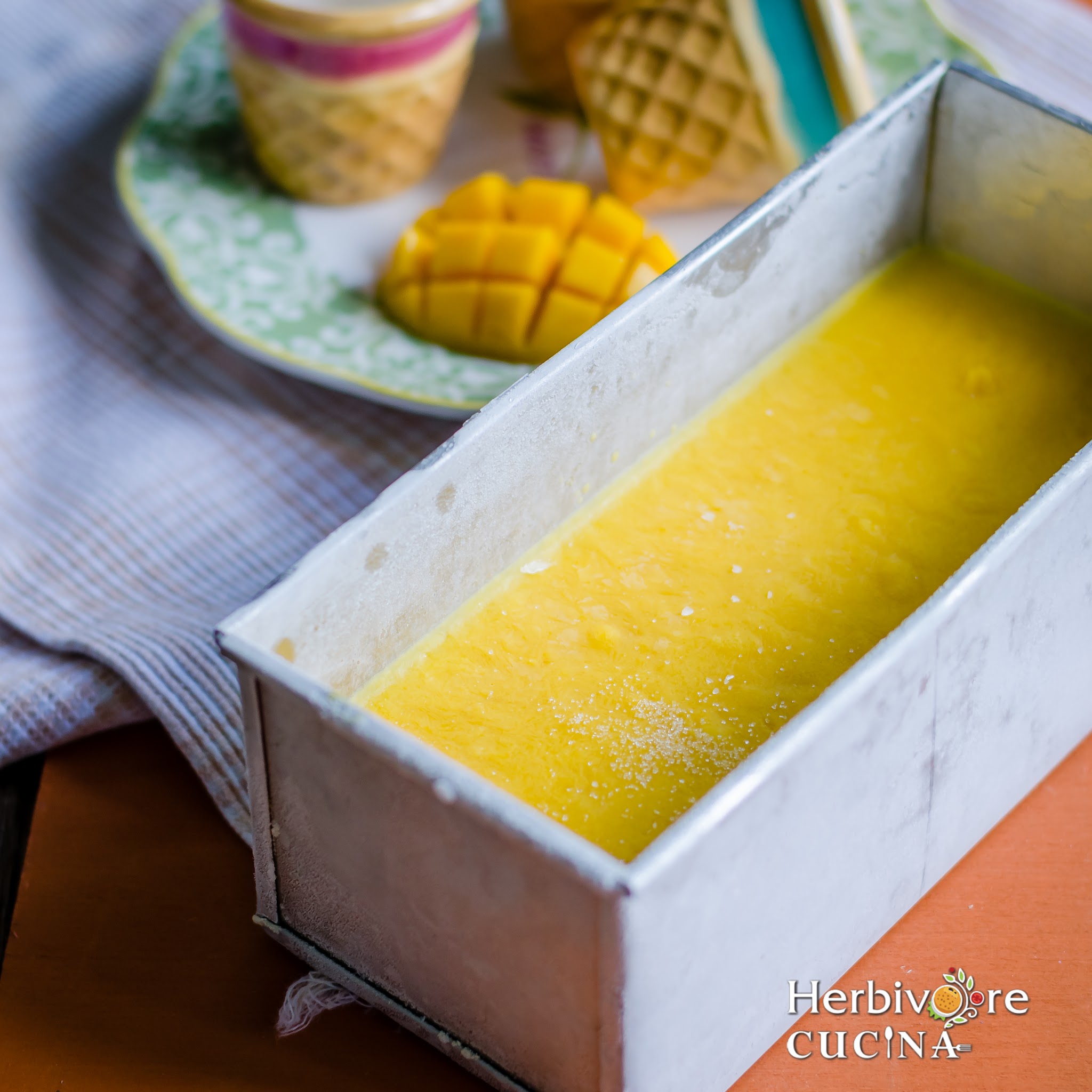 Vanilla Mango Ice Cream Cake Recipe