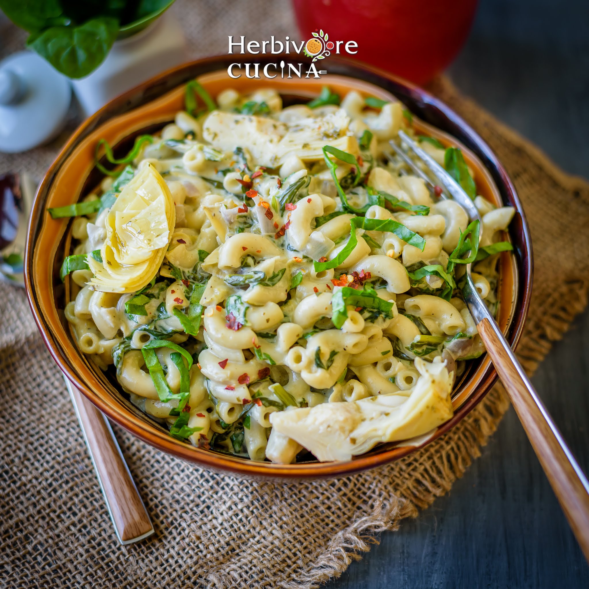 https://herbivorecucina.com/wp-content/uploads/2018/08/IP-Spinach-Artichoke-Mac-n-Cheese-8.jpg