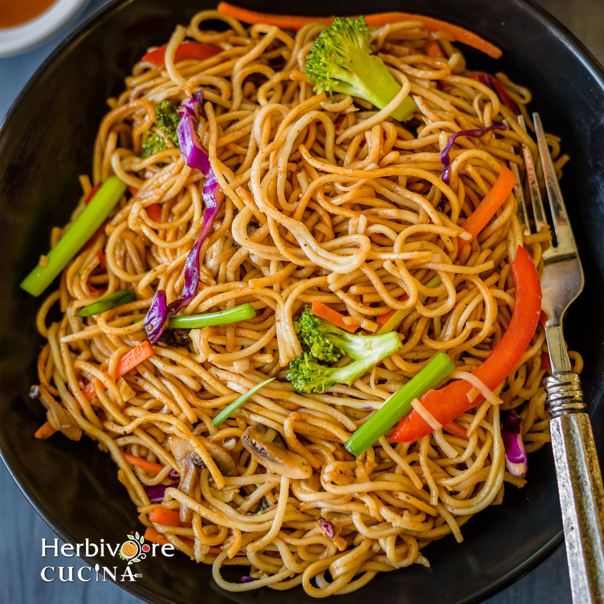 Instant Pot Vegetable Chow Mein - Herbivore Cucina