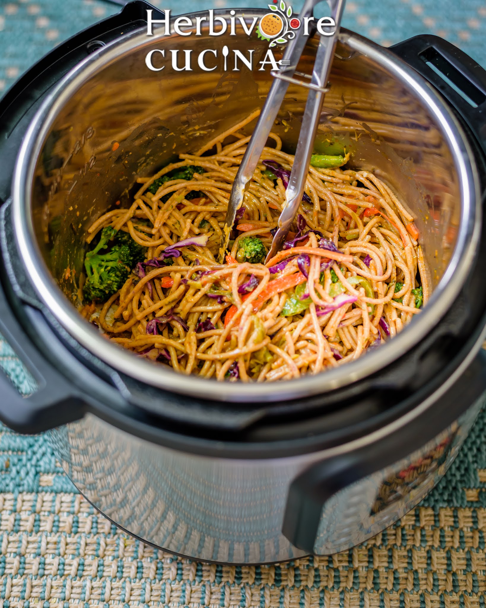 Instant Pot Vegan Thai Curry Noodles