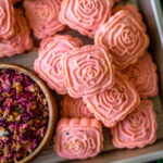 How to make cardamom rose cookies