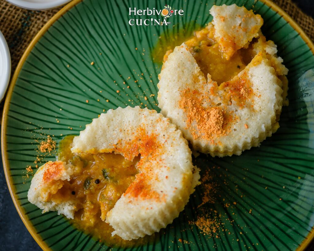 Lava Idli (Sambar Filled Idli) - Herbivore Cucina